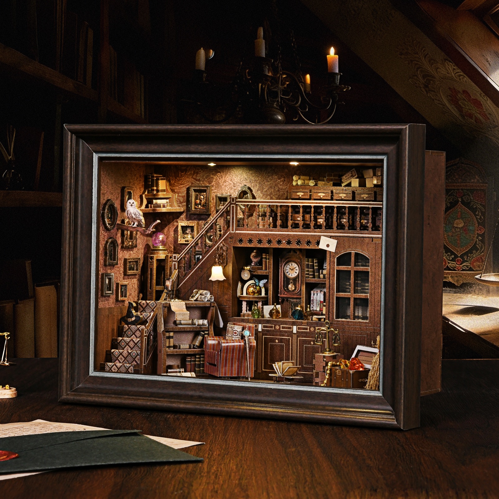 Book Nook Kit Secret Attic DIY - Engraved Wood Frame recensie en prijs