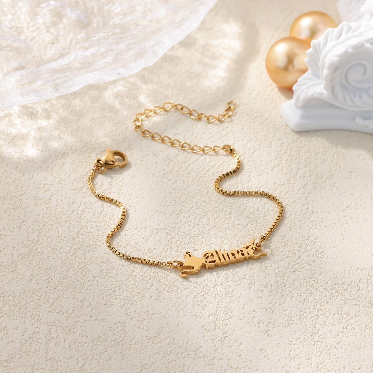 Custom Name Bracelet For Women - Personalized Name Box recensie en prijs