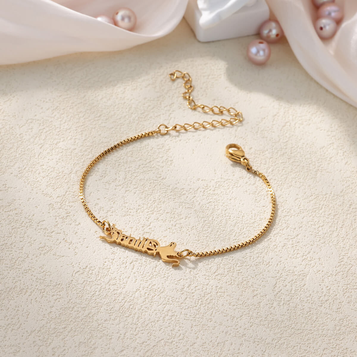 Custom Name Bracelet For Women - Personalized Name Box recensie en prijs